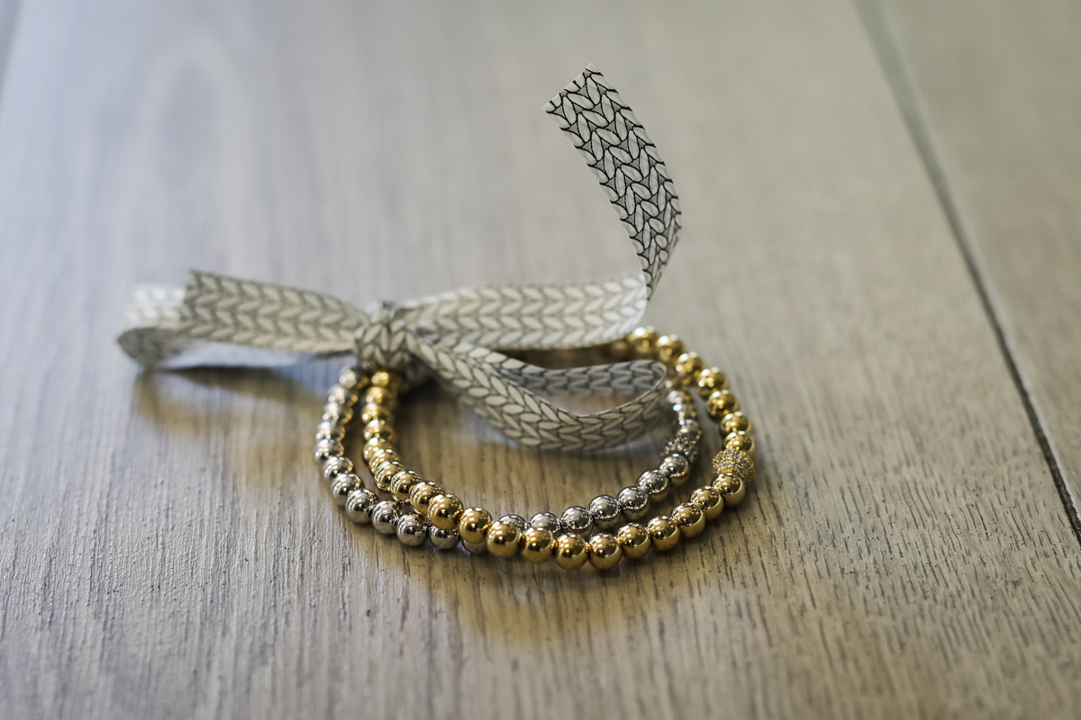 friendshipbracelets_thehilowproject.jpg