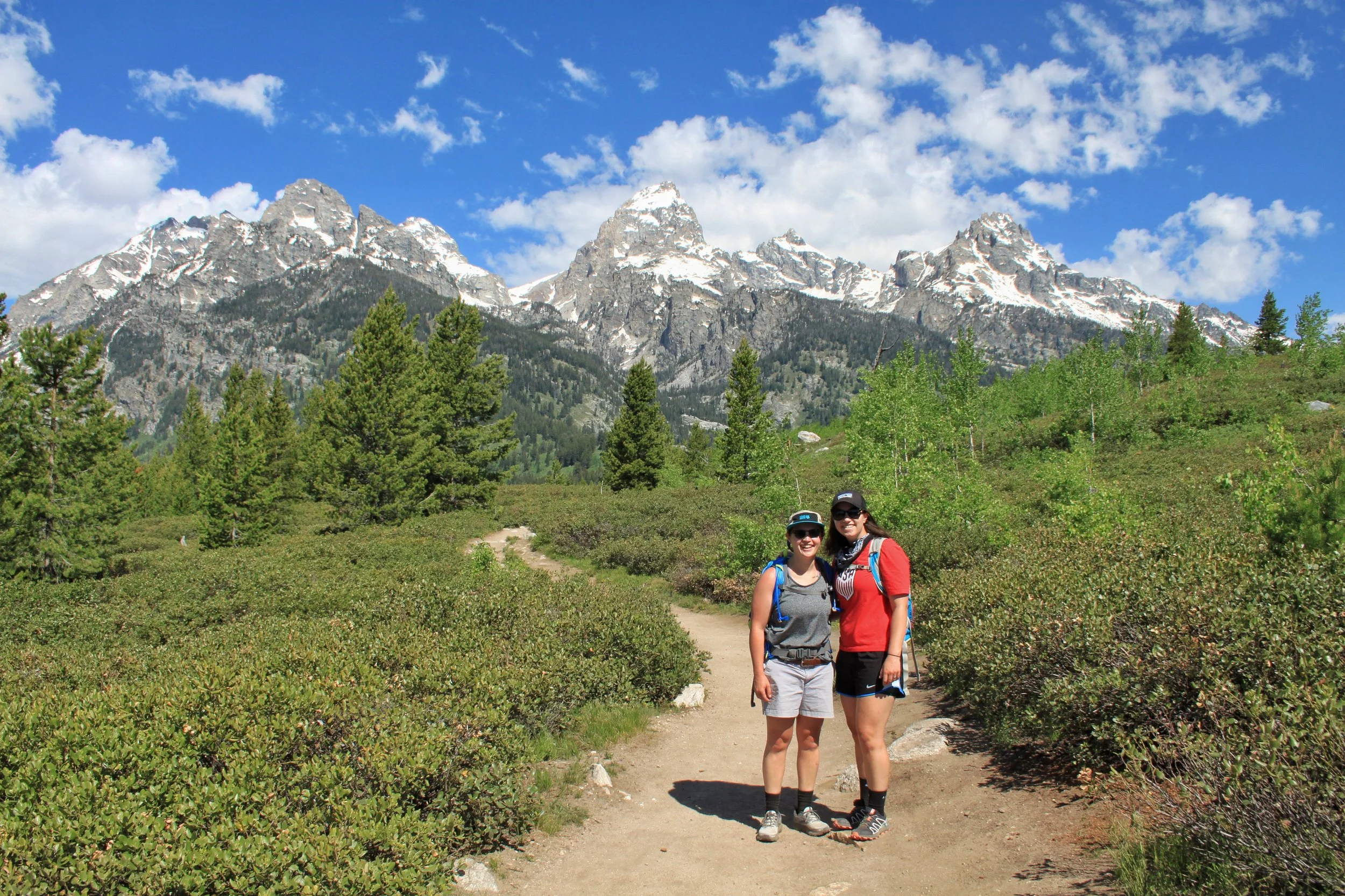 Hiking Taggart Lake