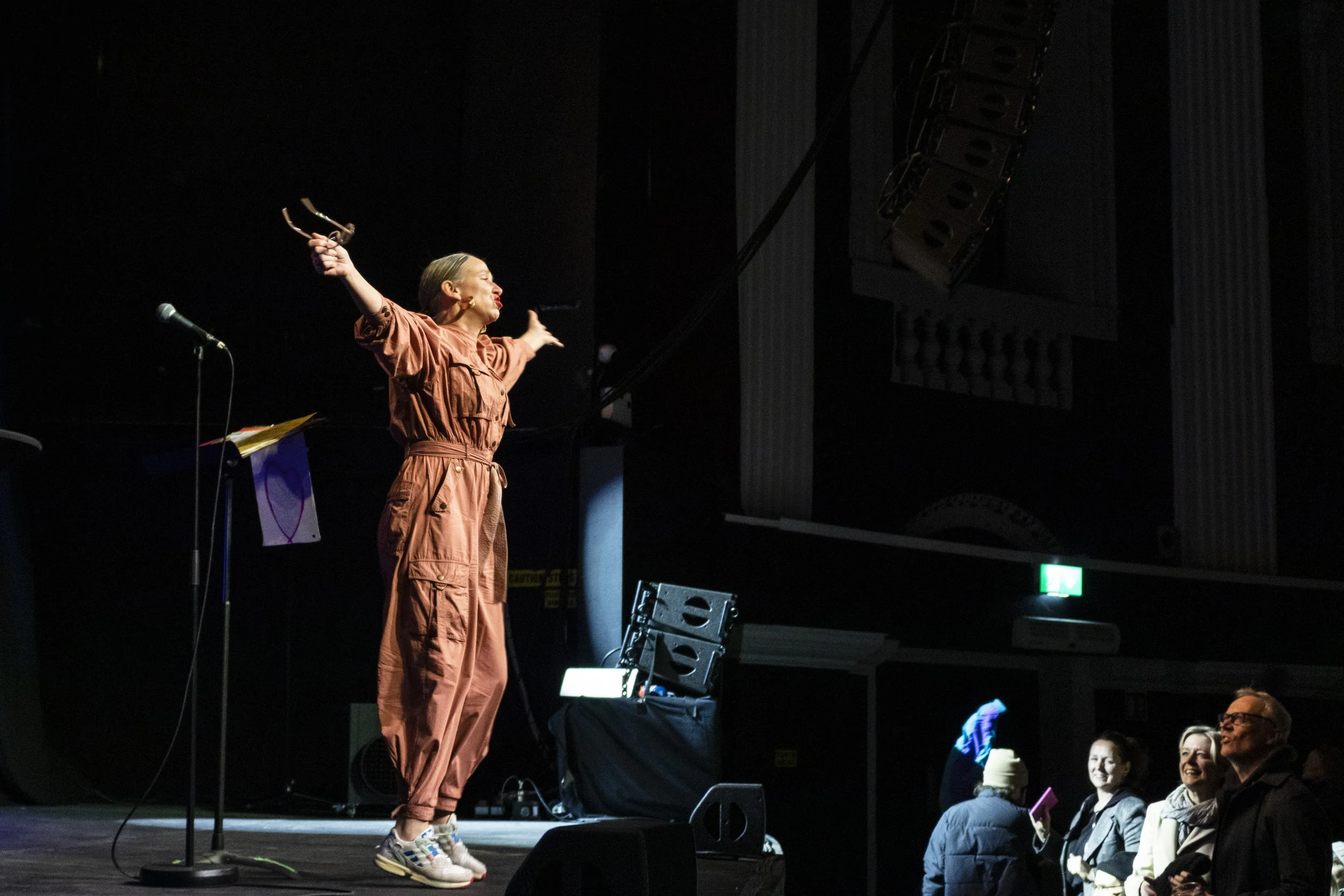 JB in the Ambassador - 024.JPG