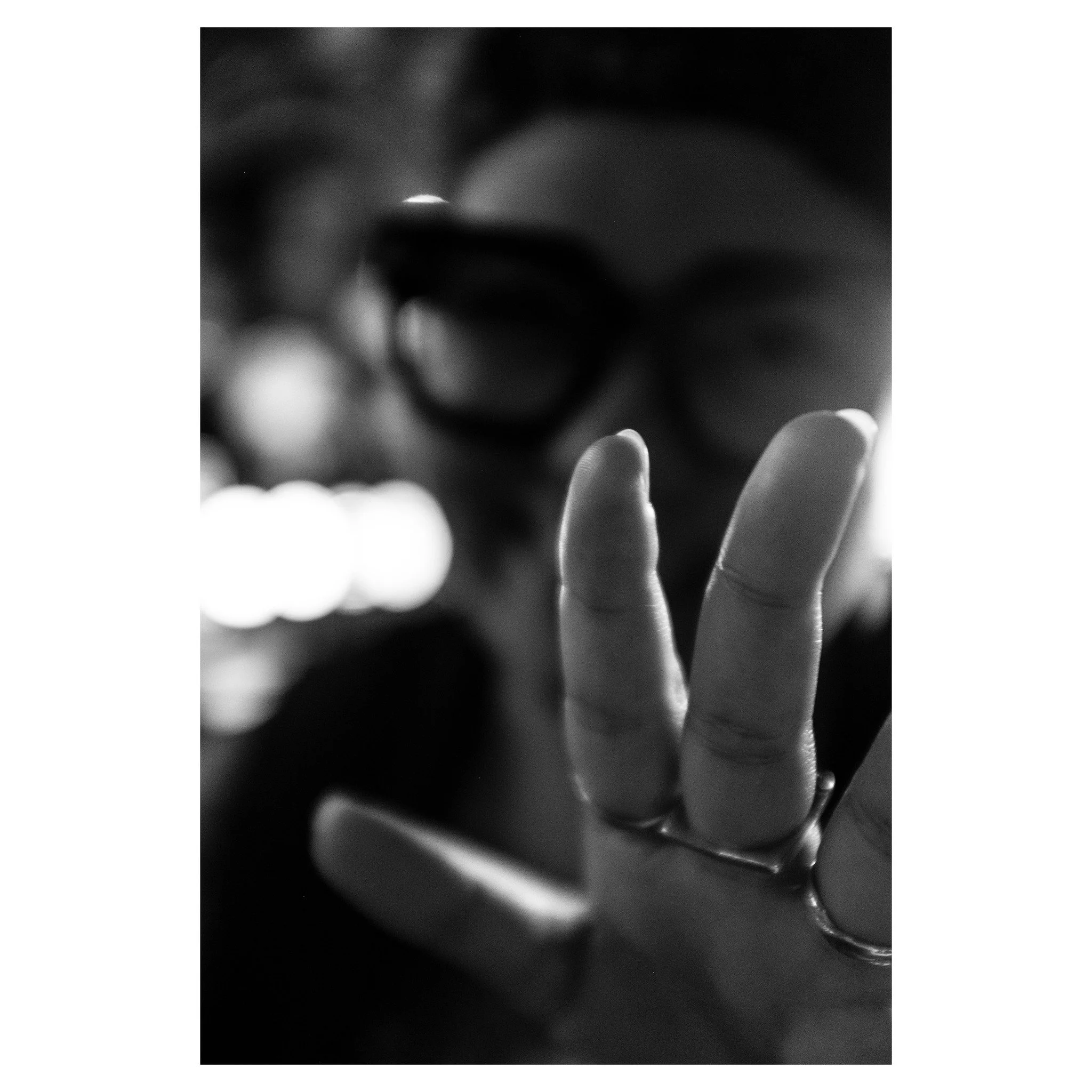 no table, no caipirinha 

21.06.25

#fujifilm #fujix100t #dublin #ireland #guinness #bulmers #bambino #blackandwhite