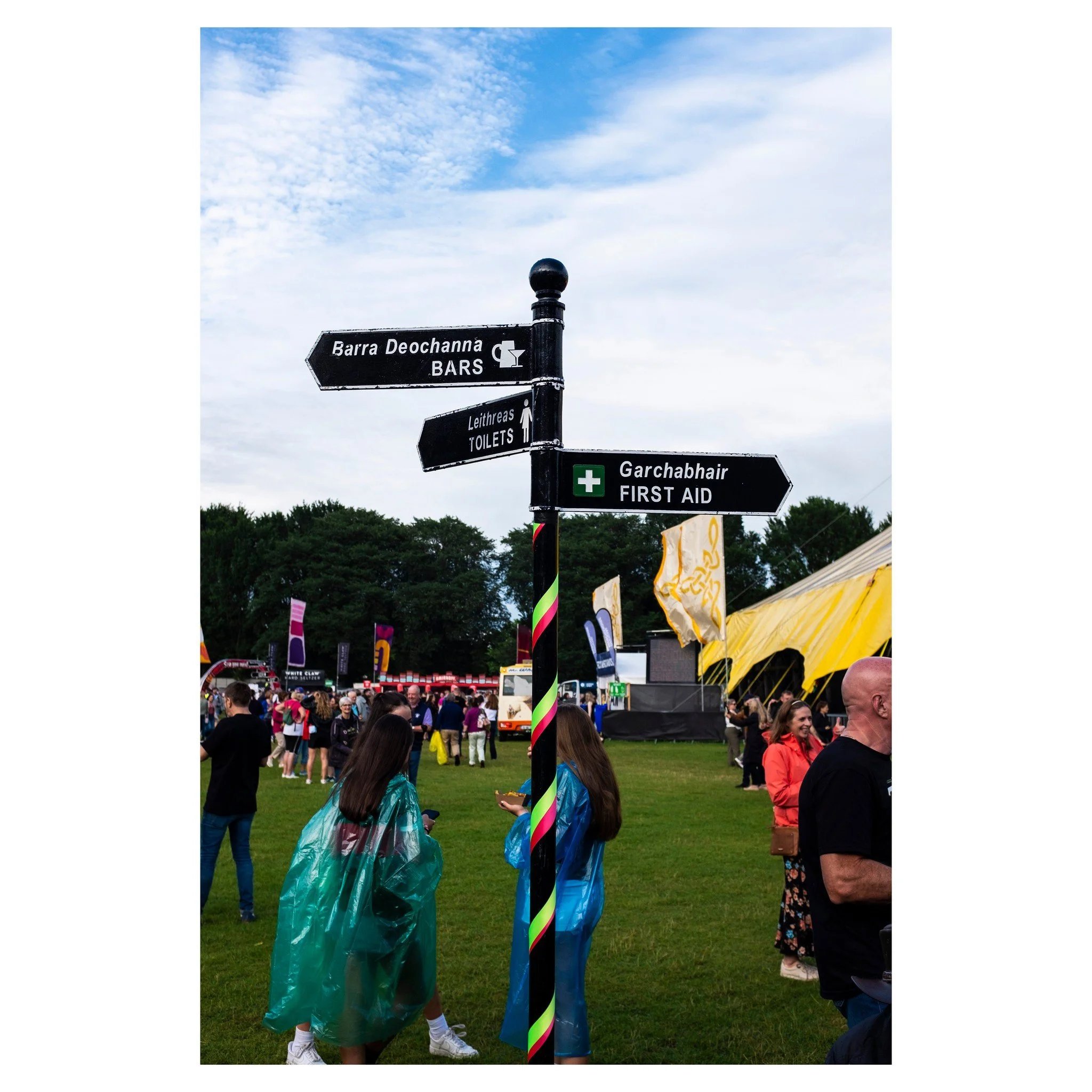 28.06.25

#fujifilm #fujix100t #fairviewpark #sawdoctors #gig #concert #dublin #ireland