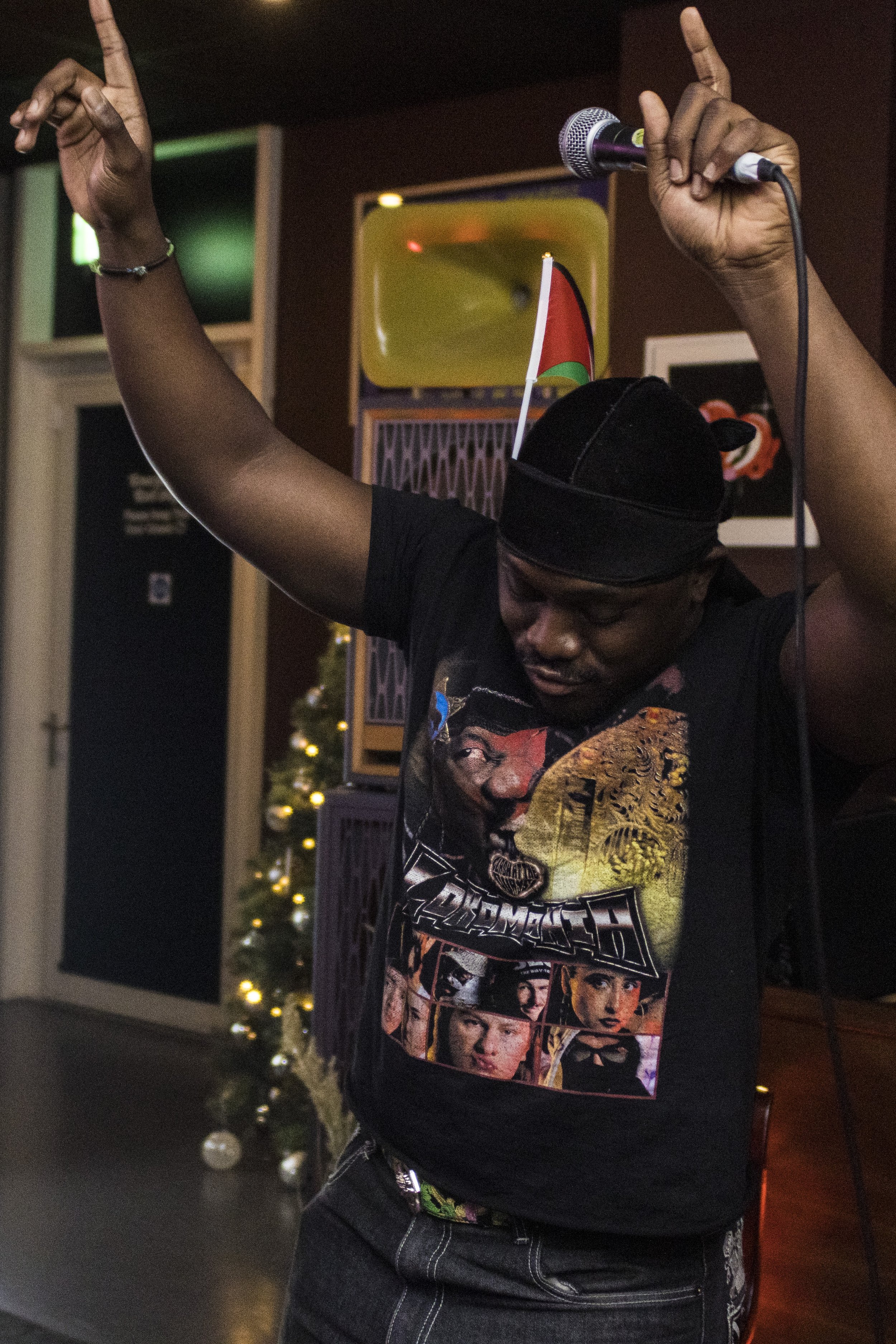 LOVE FREQUENCY - 201125 074.JPG