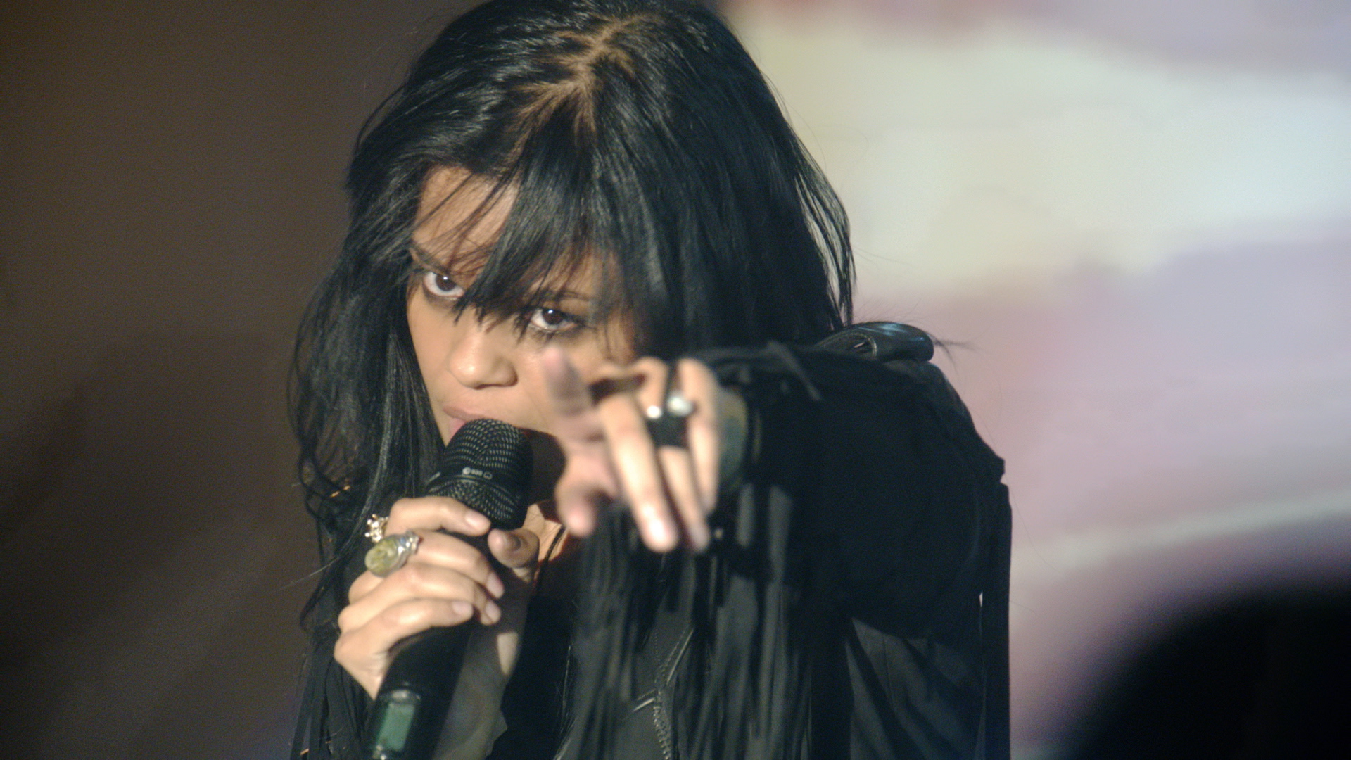 FEFE DOBSON "LEGACY (DEGRASSI PERFORMANCE)"