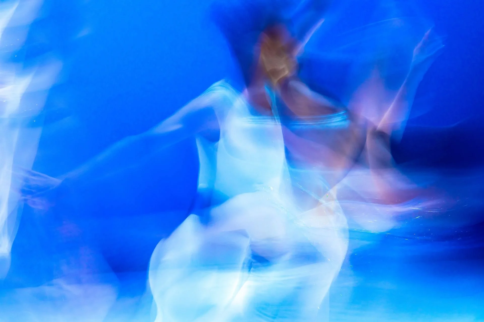 Intuitive Free Flow with Anissa Martell 