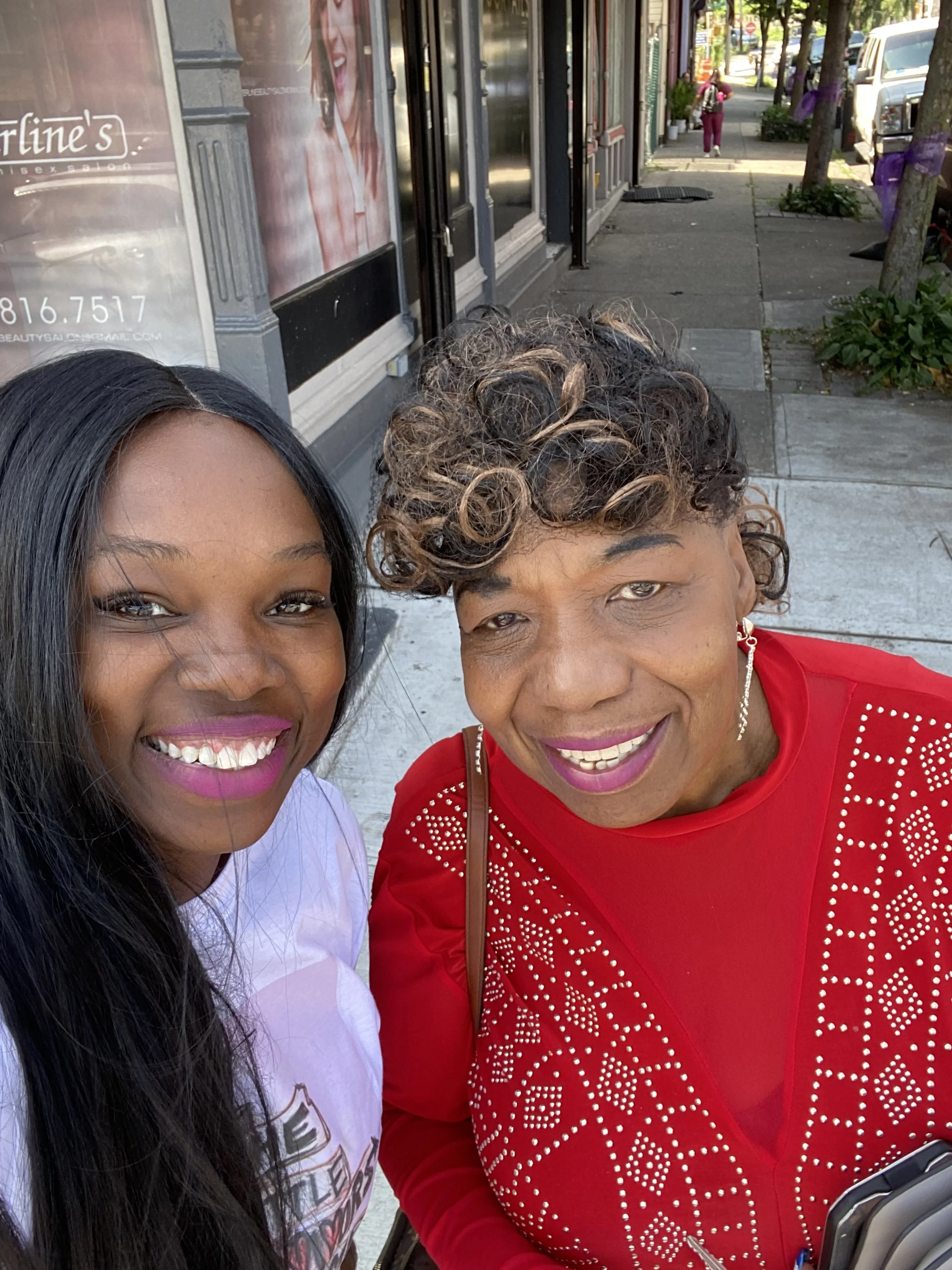 GWEN CARR  JENNIFER GRACE JENNINGS
