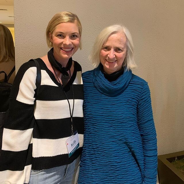 Team Flower Conference! 
Getting to meet this lady has been incredible 🙌🏼 I might have floral icon  crushed all over her ... it was only a little weird 😆 but she could not have been sweeter. We&rsquo;re best friends now .. I&rsquo;ll just have to 