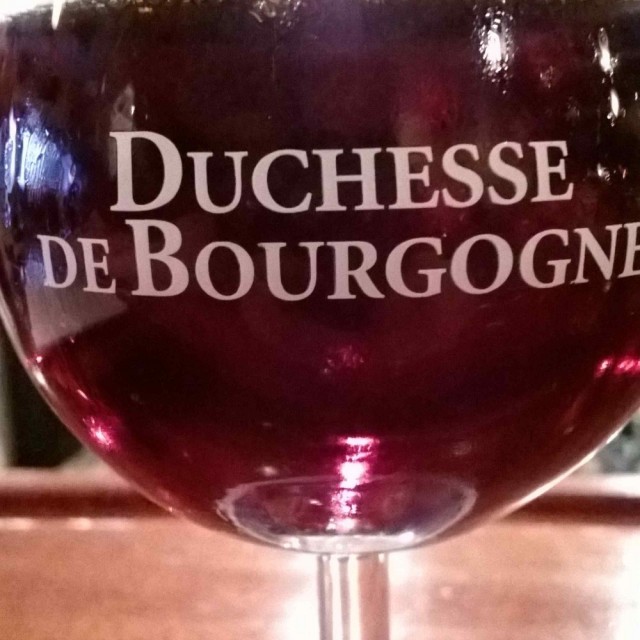 Mmmmm, Duchesse. Also, gold stars to places who serve their beer in properly branded glassware.