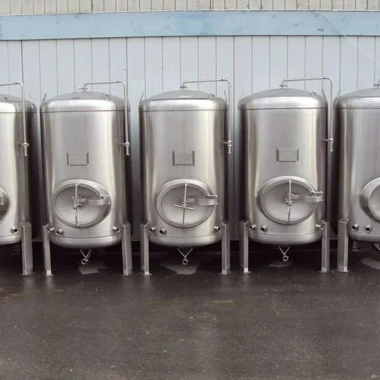 grundy tank used for beer storage carbonation and serving in brewing systems
