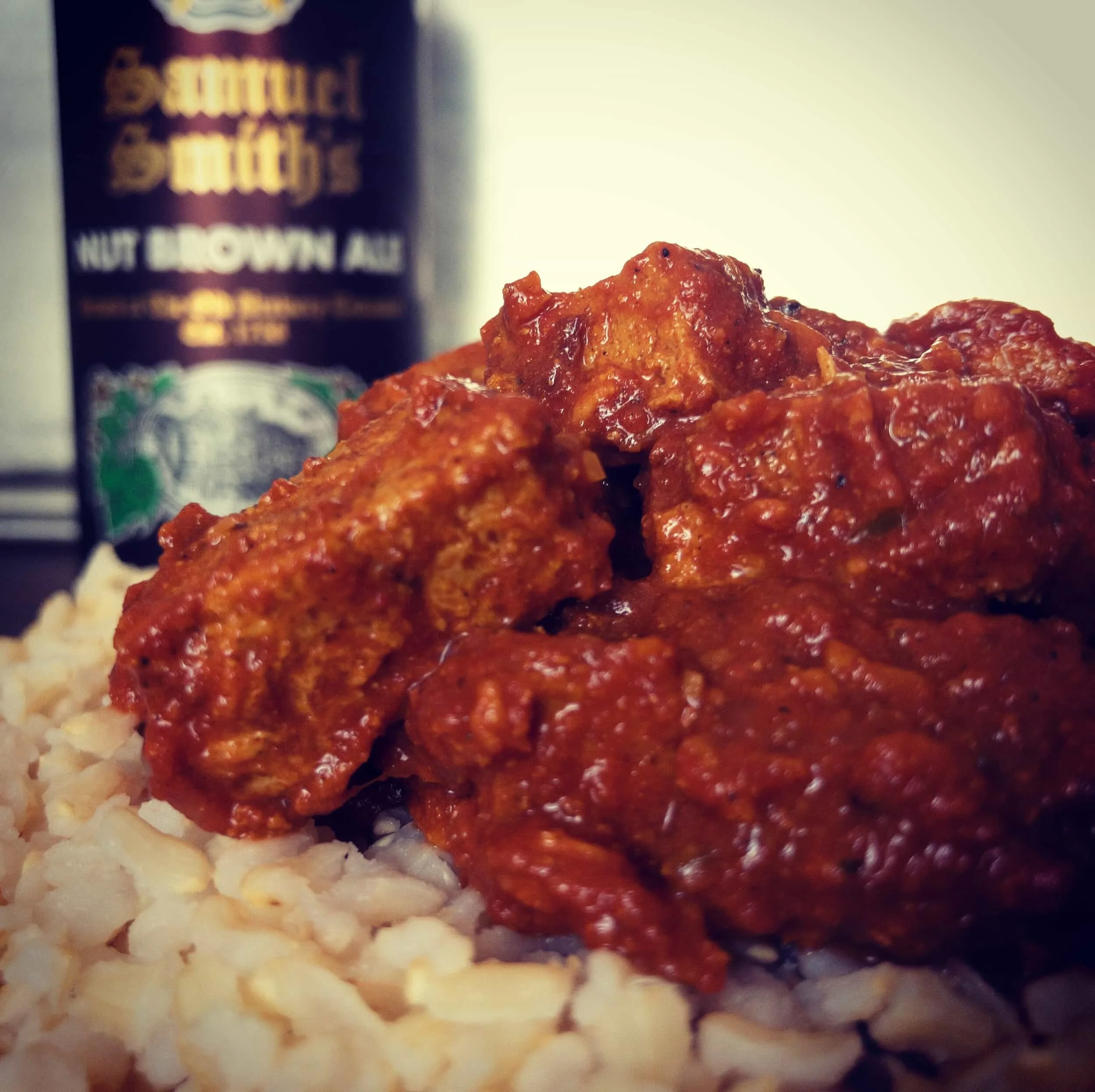 Beer &amp; Food Pairing: Tofu Tikka Masala &amp; British Brown Ale