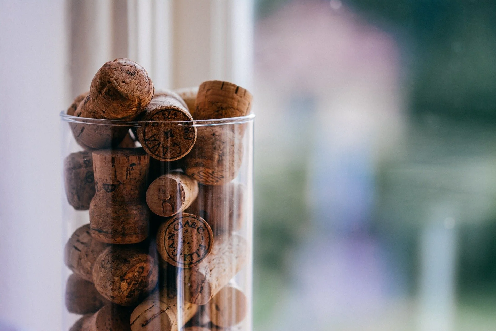 How corks are made and used in beer and beverage bottling