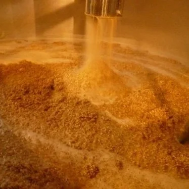 Guide to decoction mashing process in traditional beer brewing