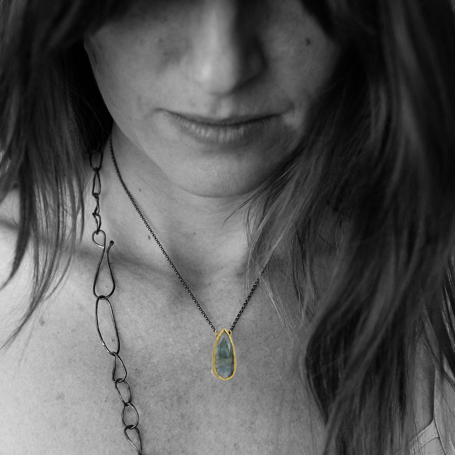 Shaya-Durbin-Aquamarine-Shine-Pendant-Model.jpg