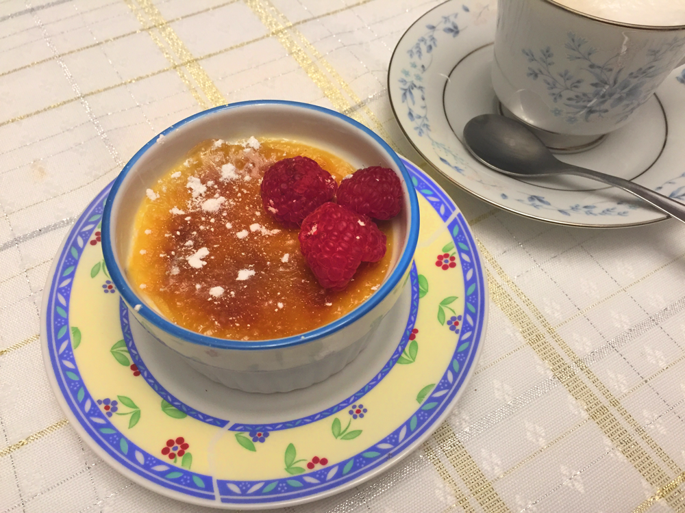 Easy-Creme-brulee-recipes-ingredients-French-Desserts-the-best-creme-brulee-recipe-sweet-treats-for-the-holidays-Done2.png