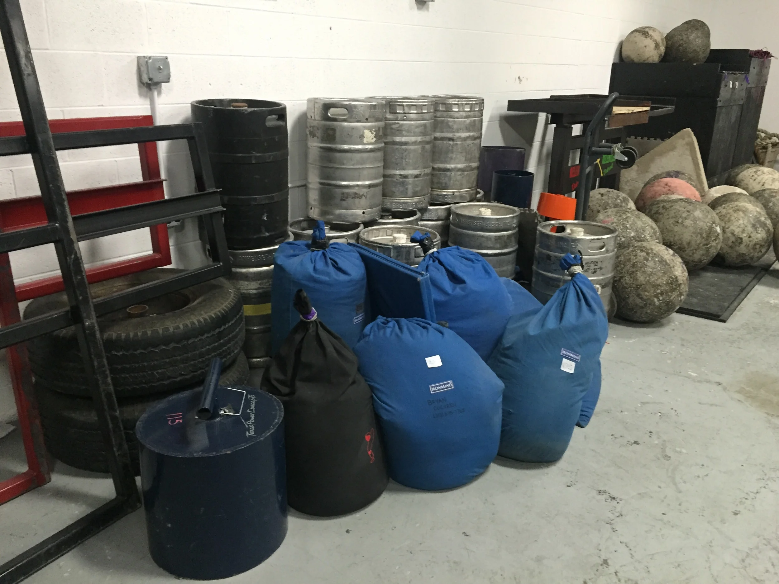 Sandbags and Duckwalk (loadable)