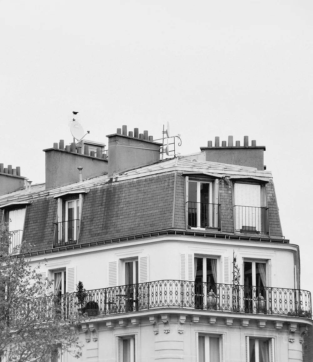 ParisB-W-Leigh-VinerArchive4.jpeg