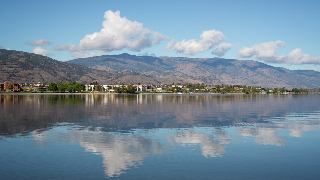 A Lesbian Friendly Getaway to Osoyoos, BC