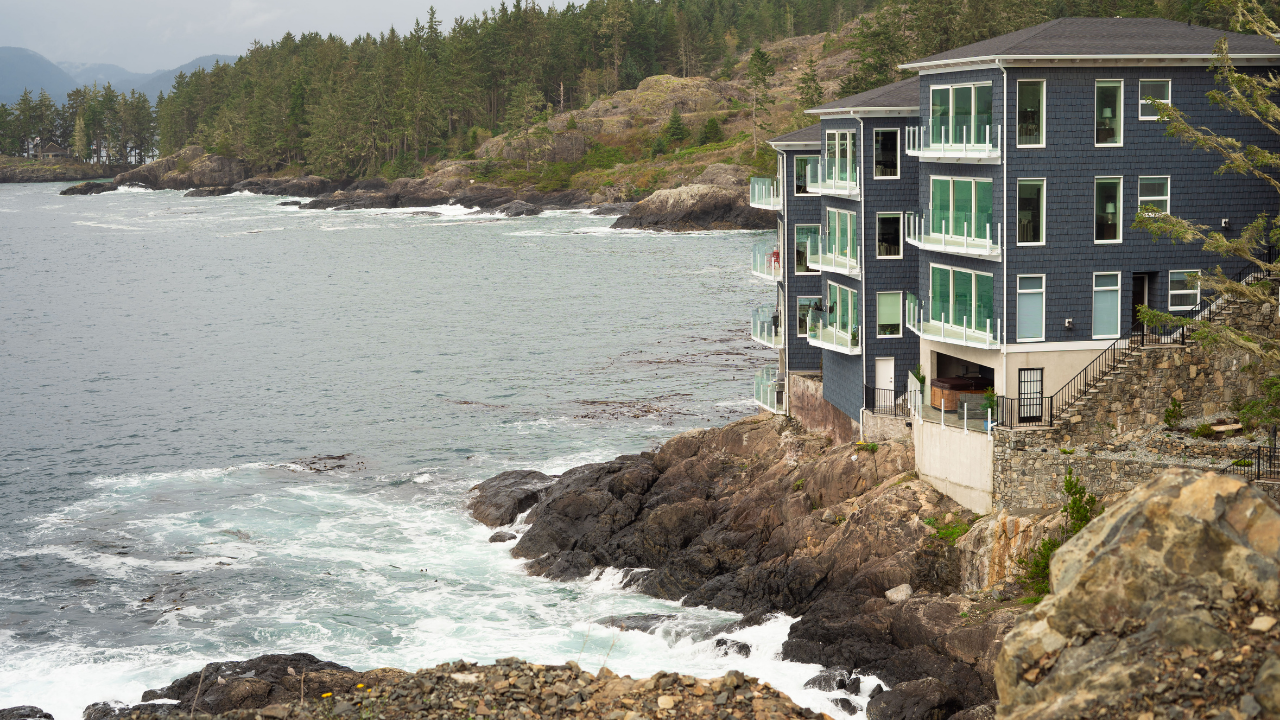 A Romantic Lesbian Friendly Getaway to Sooke Point Ocean Cottage Resort
