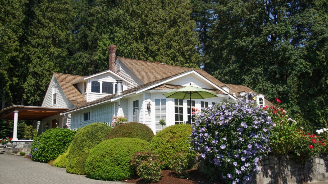 Staying at Rowena’s Inn on the River in Harrison Mills, BC