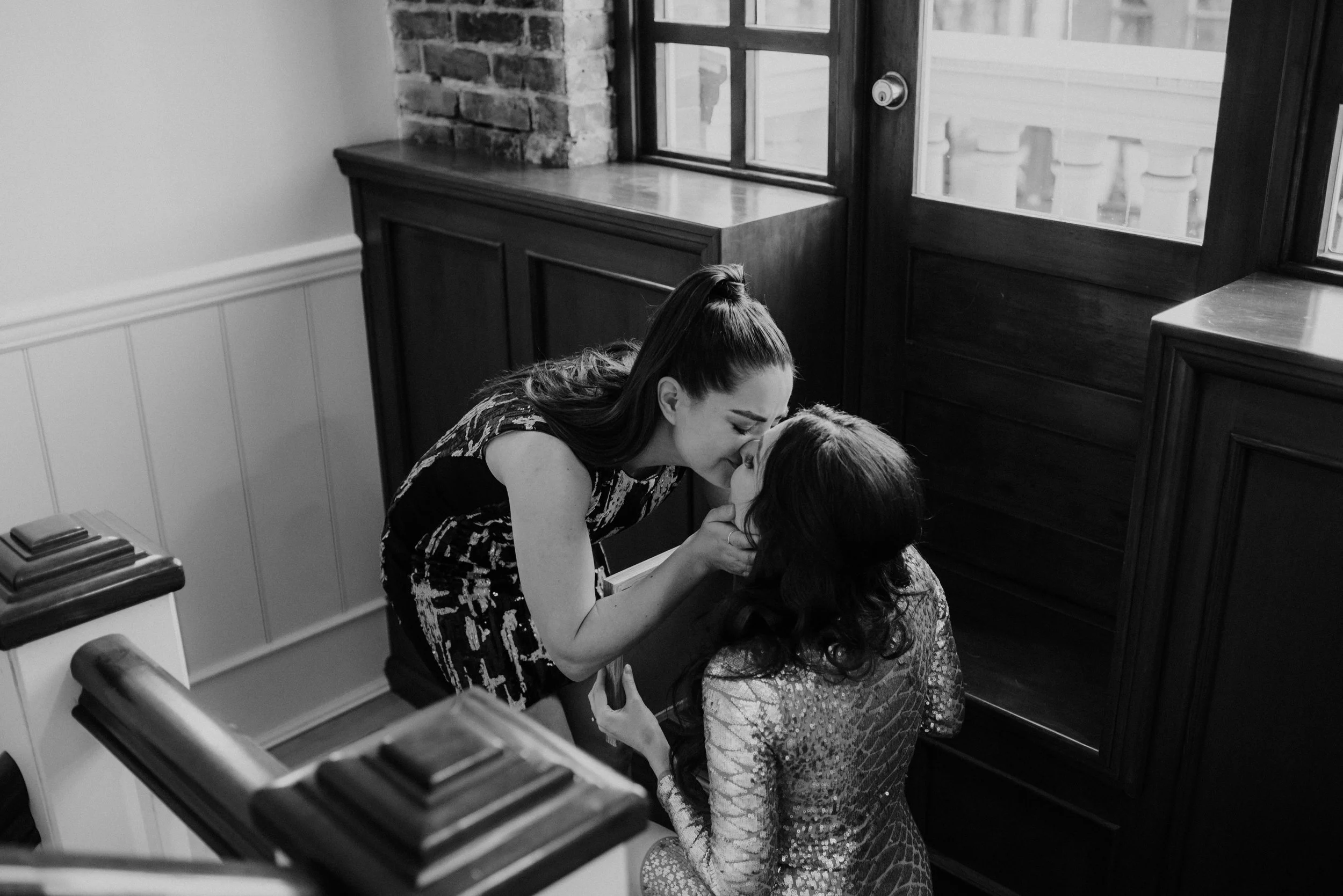 52-victorian-hotel-gastown-anniversary-session-kaitlin-steph-4293.jpg