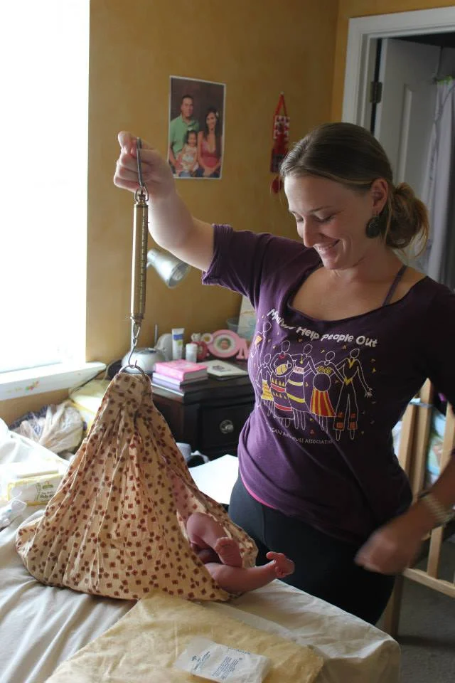 How to weigh a baby at a homebirth