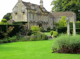 The Courts, Holt