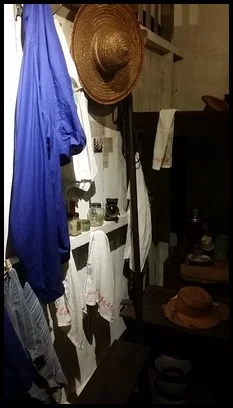 Trishaw riders wore straw hats while they worked to protect themselves from the sun.