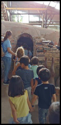  The children had the opportunity to walk into the "Dragon Kiln' to have a look inside. 