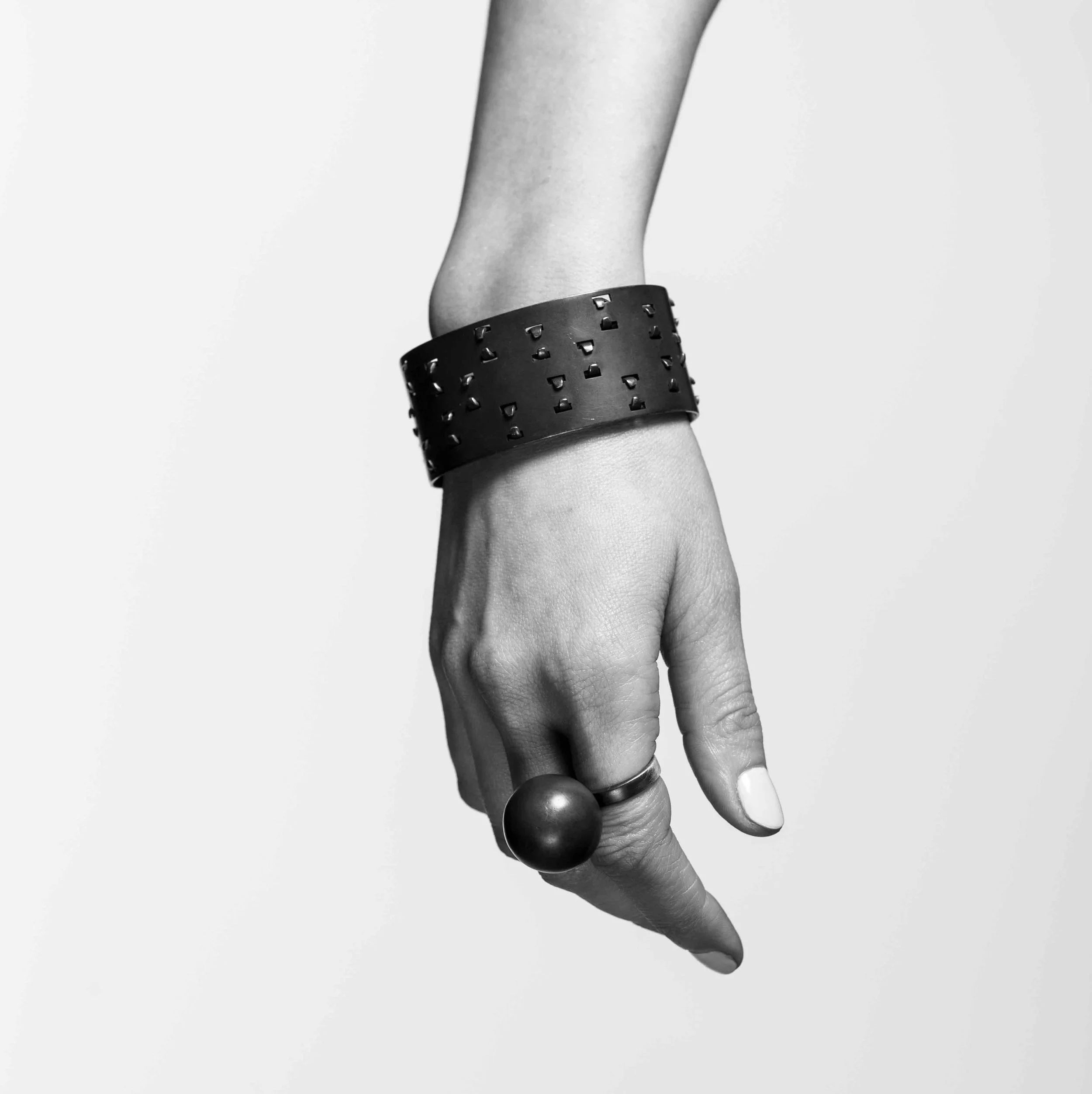 _MG_7620-square-websize-Inverted-cuff-Big-sarah-ring.jpg