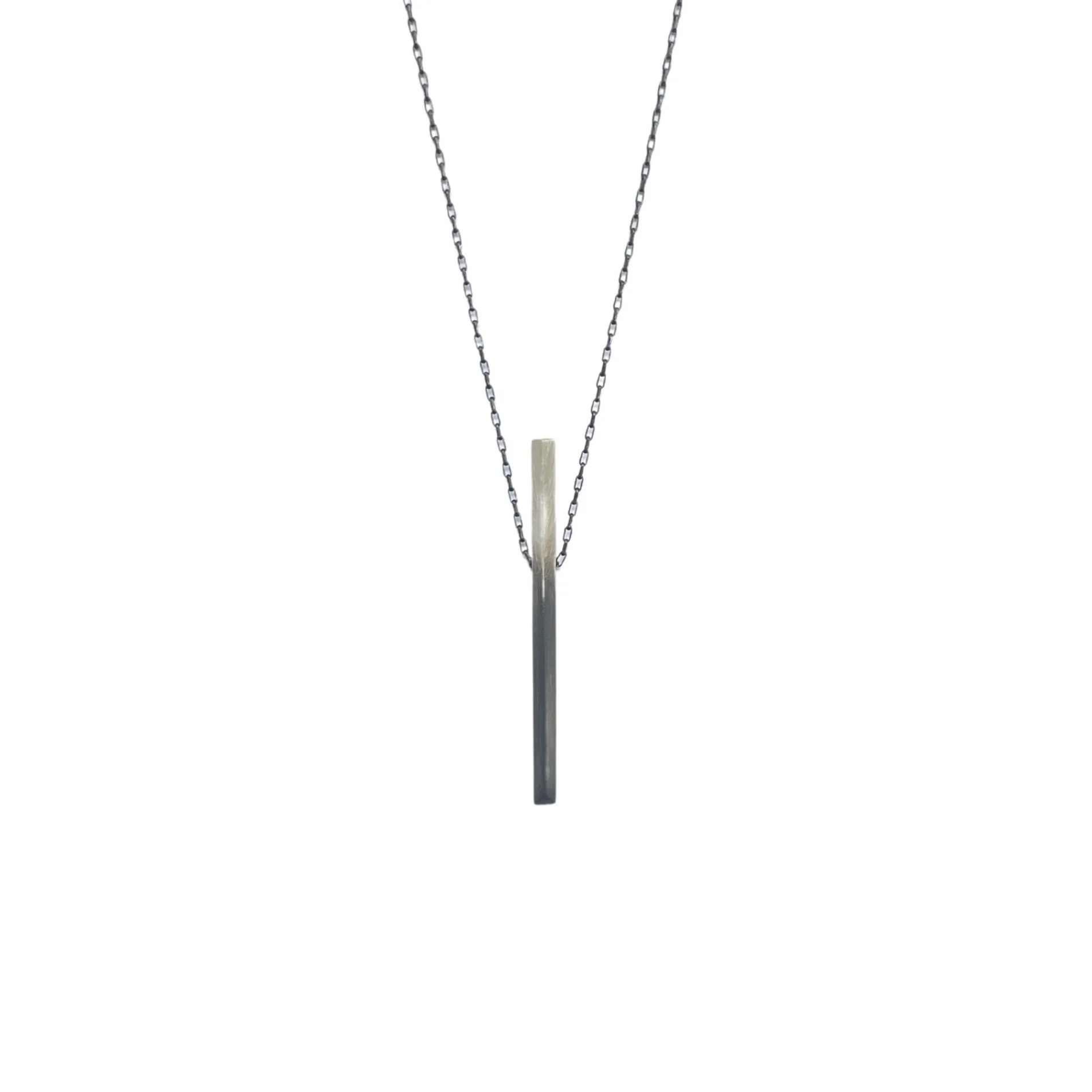 Knife-Edge-Gradient-Pendant-Necklace-Gradient-OX925-WEB.jpg