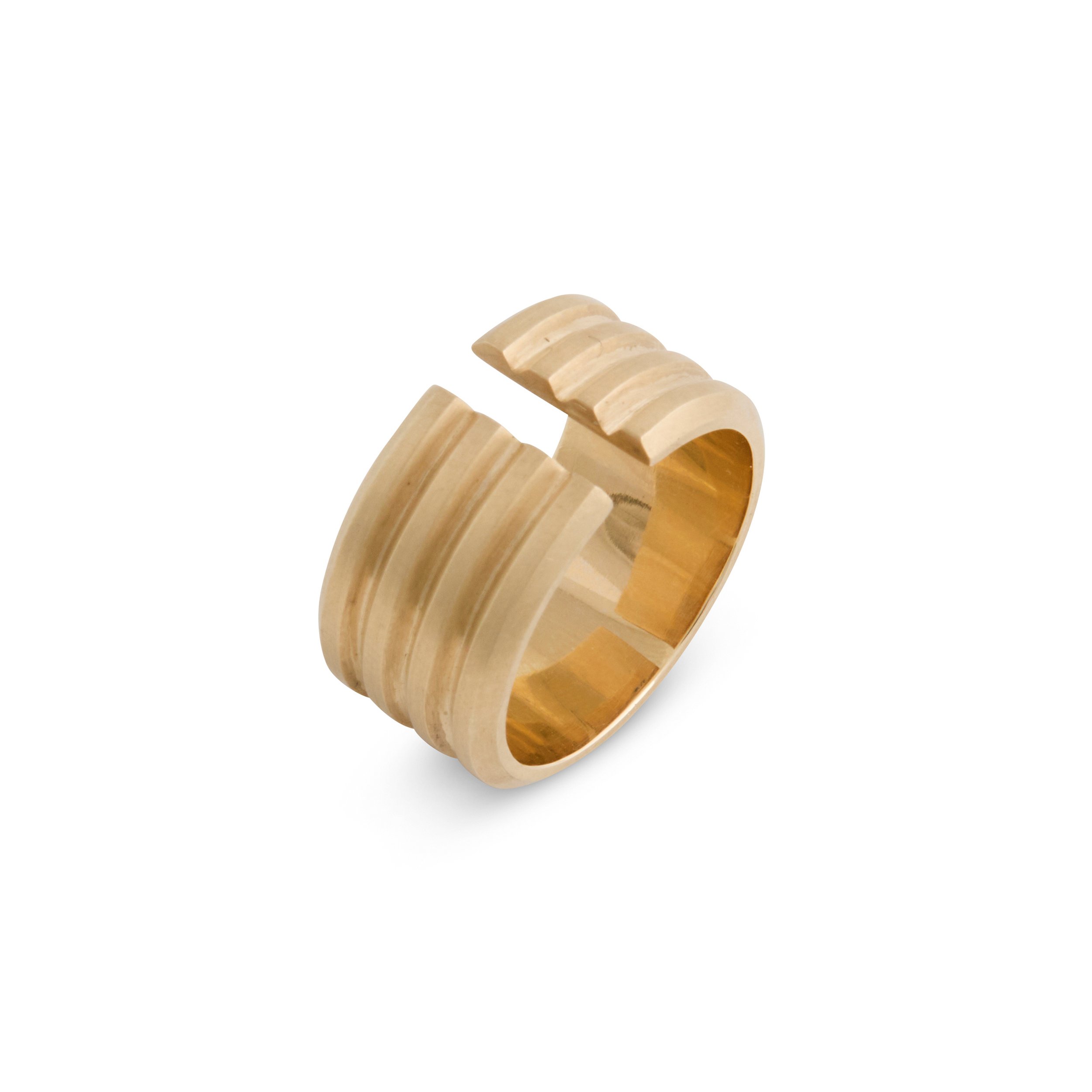 Gold-Profile-4-Cuff-Ring-9YG-(b).jpg