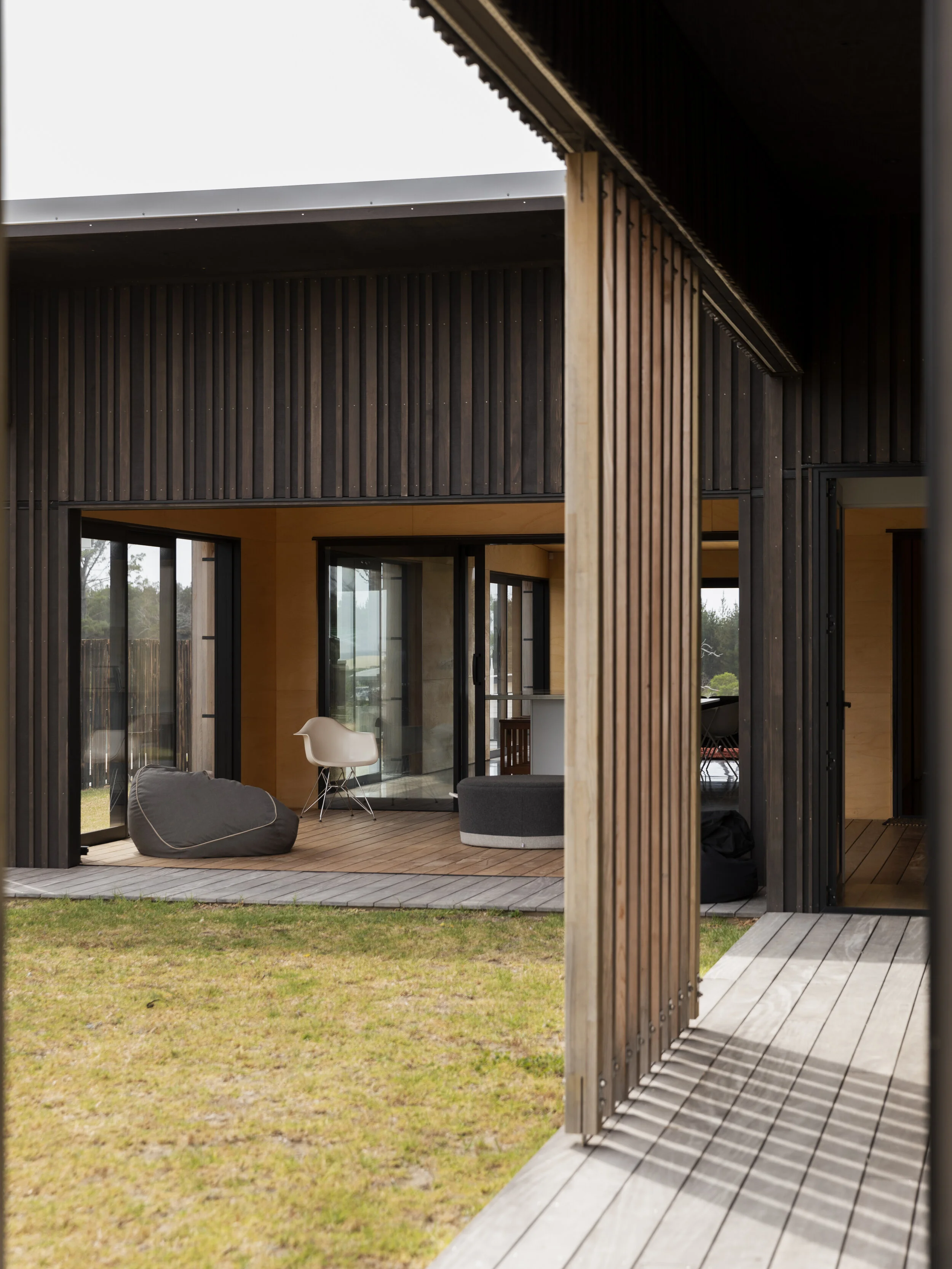 Crest House_CoveredWalkway_7of10.jpg