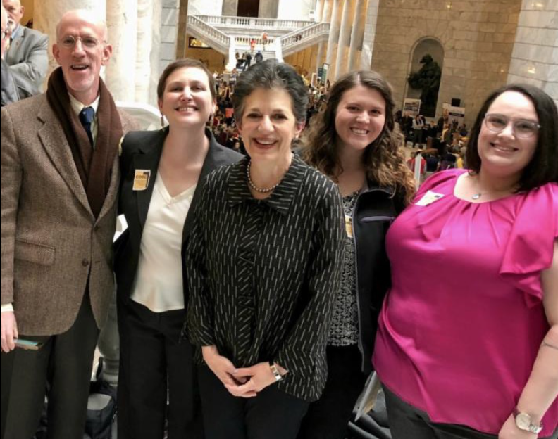 Rep. Arent with Rabbi Ilana Schwartzman and members of Congregation Kol Ami