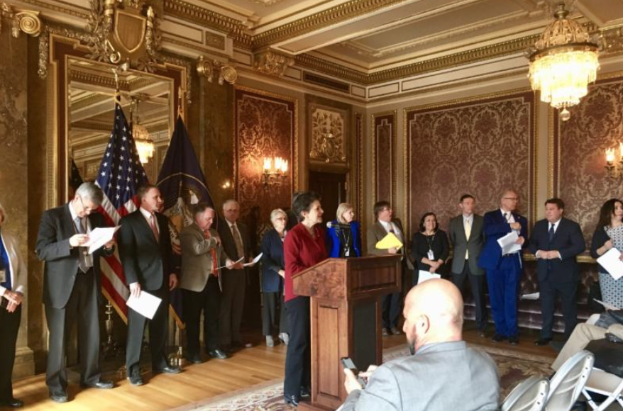 Representative Arent and some of the members of the bipartisan Clean Air Caucus