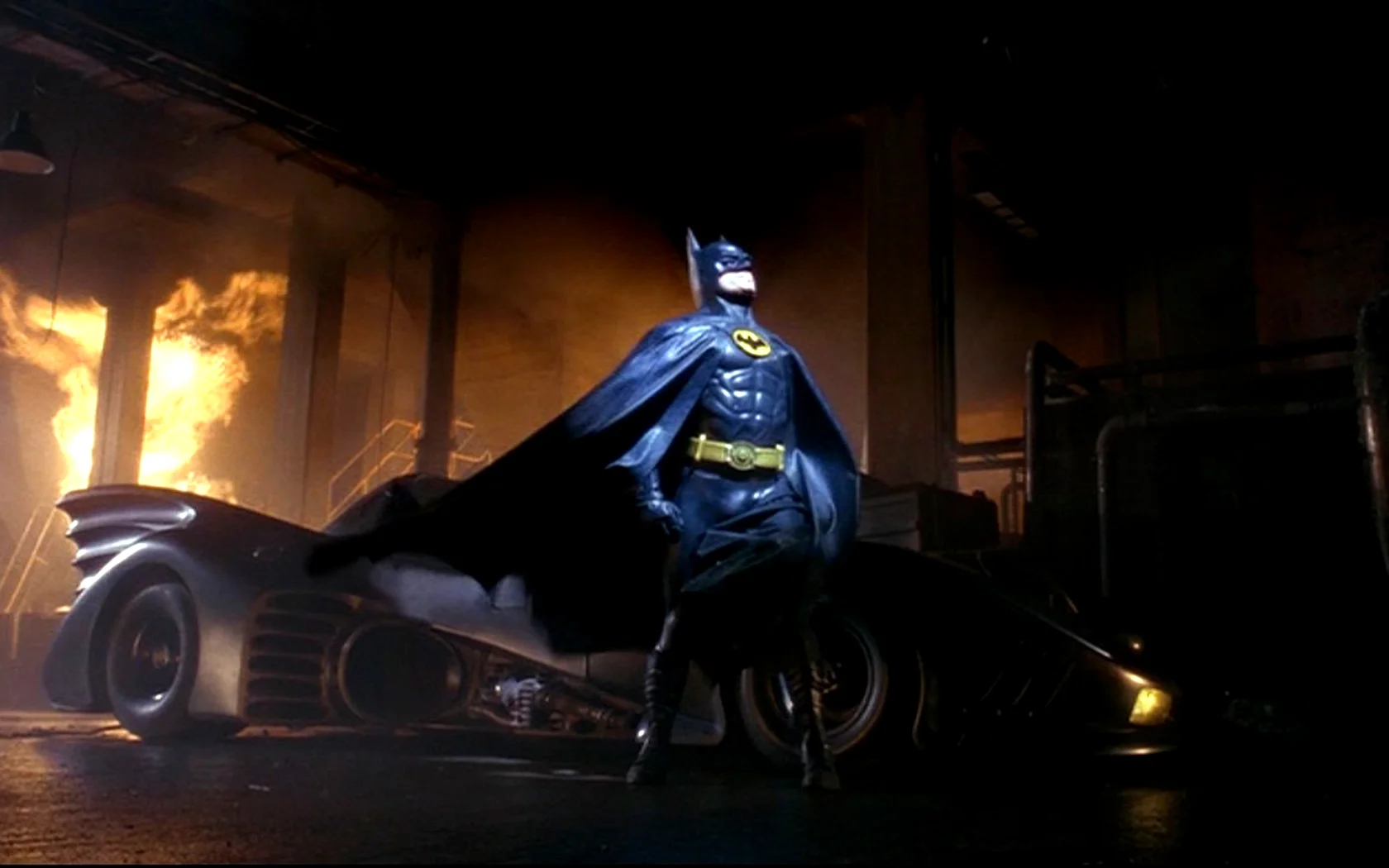batman_with_batmobile_portrait_wallpaper.jpg