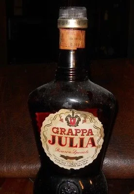 Grappa-JULIA-Riserva-Speciale-cl-3-4-BOTTIGLIA.jpg