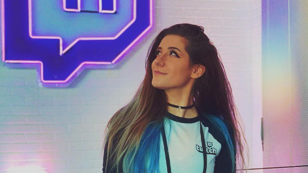 cKibe, su Twitch tra disegno e videogiochi | Marta sul divano