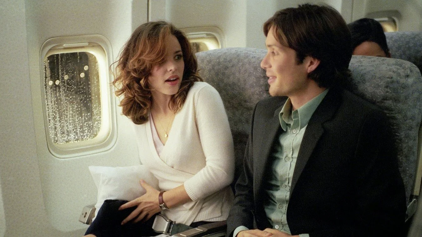 Red Eye è un sottile gioco fra gatto e topo