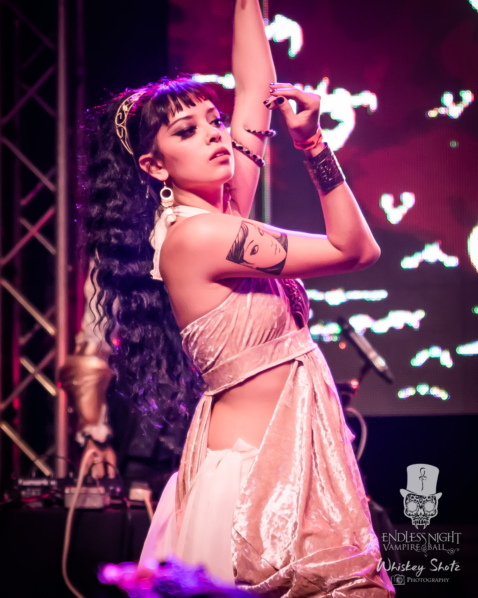 crowlotus_3244.jpg