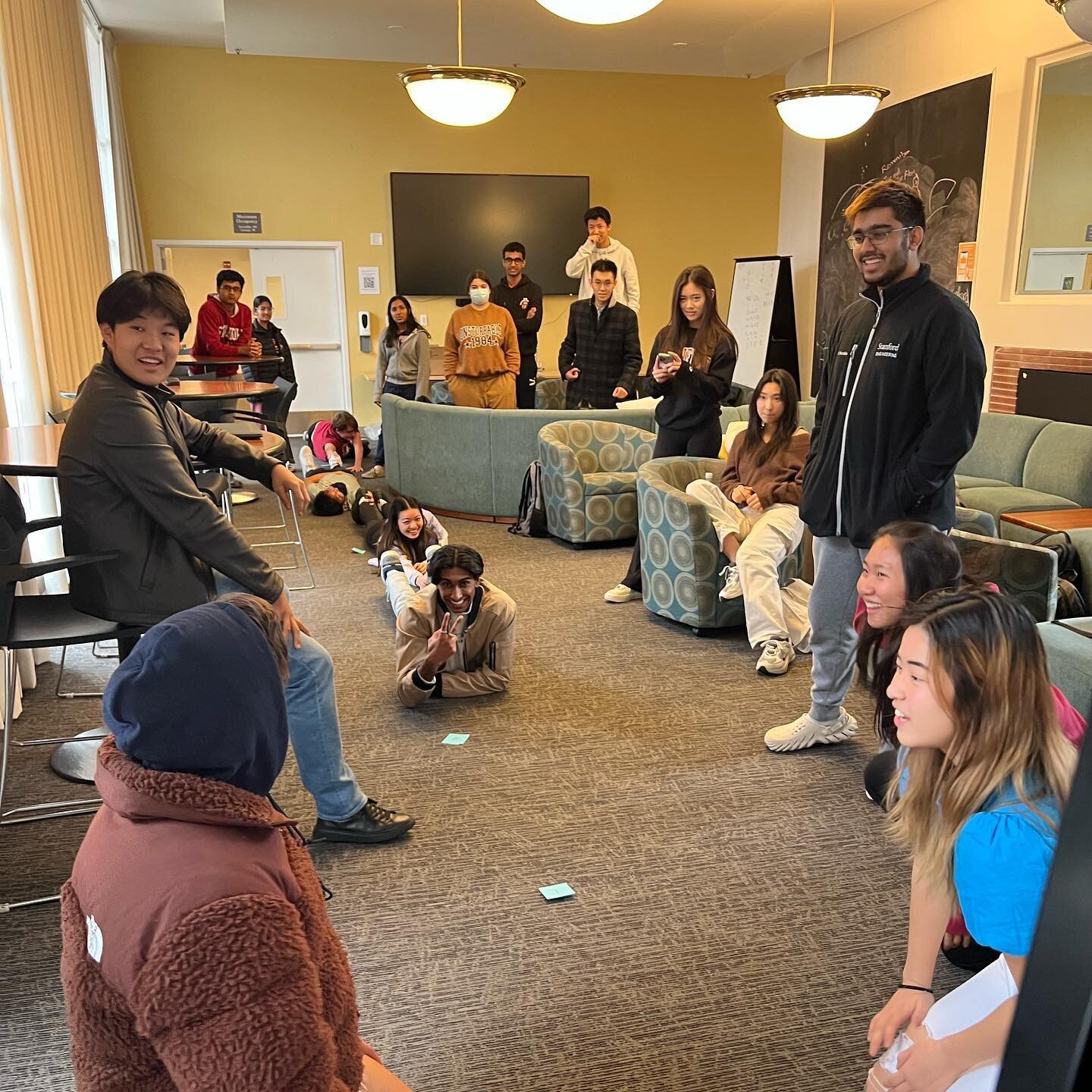 We&rsquo;ve selected 30 amazing freshman for our Frosh Battalion 2023 cohort! Their majors range from Design, Economics, Psychology, CS, MS&amp;E, and many more&mdash;pictured is our second meeting: Risk Taking Game.

Each team tried to throw a ball 