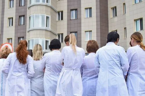 Как клинику обманывают маркетологи?