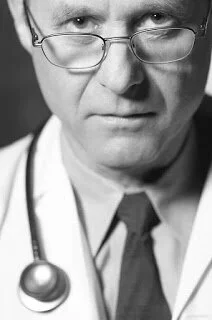 Об ограничении закупок за рубежом медицинских товаров