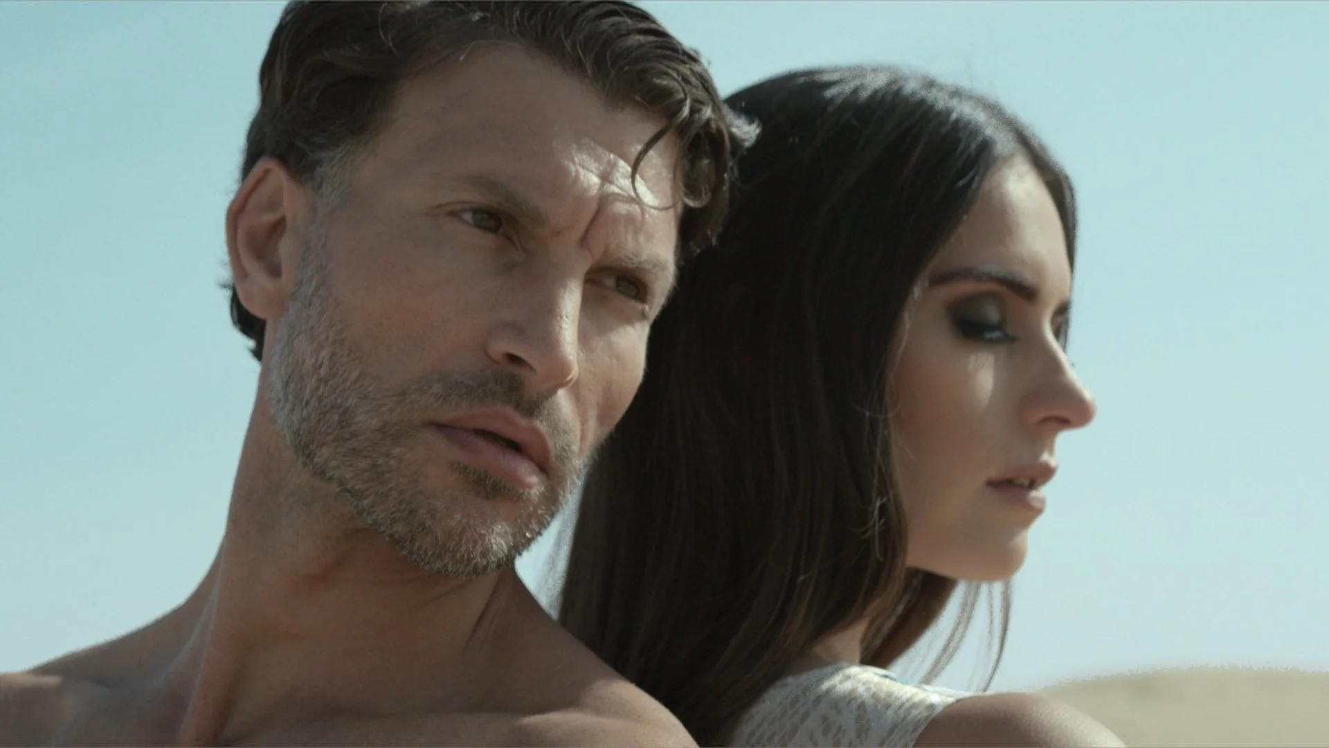 Mark-Hobz-DOP-cinematographer-desert-fashion-couple.jpg