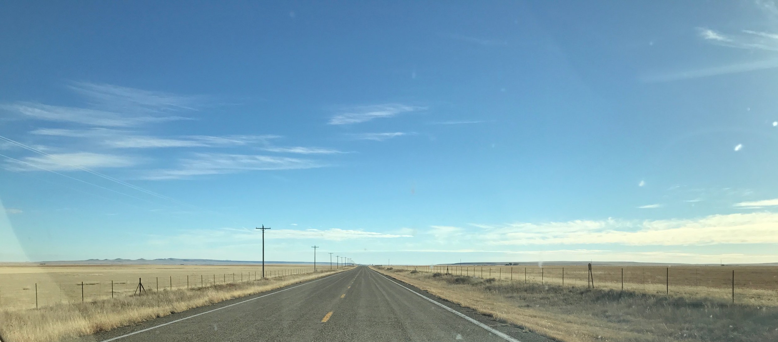 "The Road Goes On Forever" in the Great American West. (Image: KanonOnCars.com)