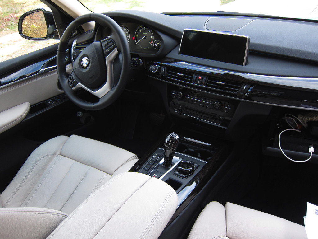 The X5's interior is well appointed, sumptuous, and memorable (Image: BMWBlog .com, though of this author's exact vehicle)