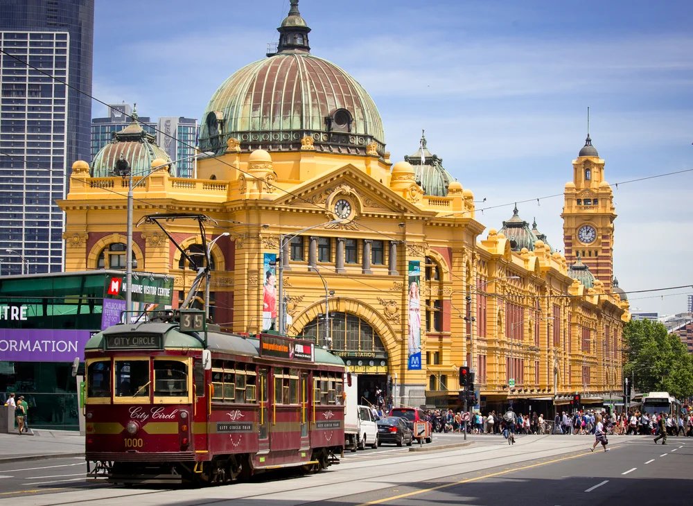 This is where i grew up. A really safe place to explore. I'd catch the train into the city getting off here at Flinder's Street Station and walk through the the laneways up to Royal Arcade and through to Bourke Street Mall.