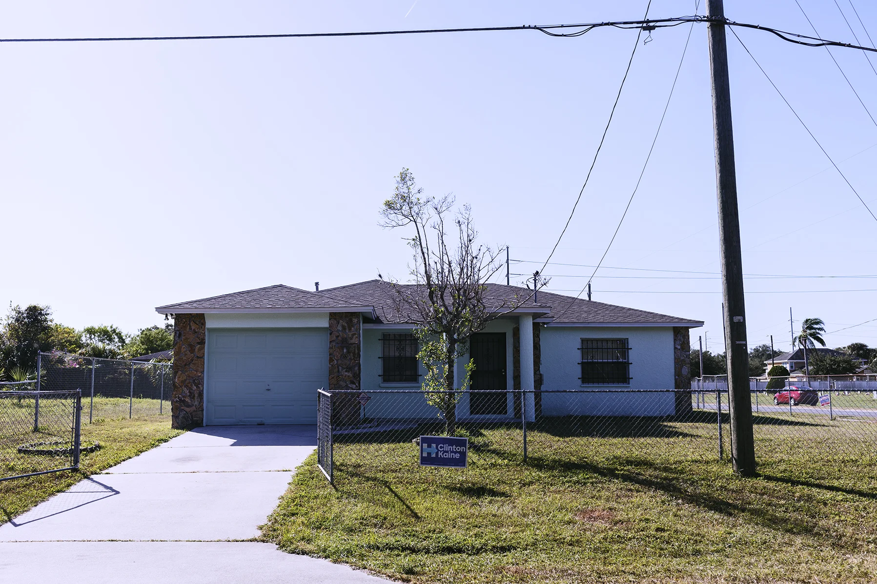 Front house wars. Tampa, Fl. 2016