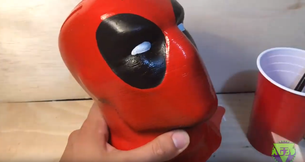 3D Printed Deadpool Knife Holder (with timelapse!)