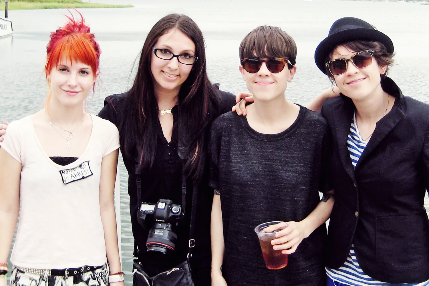 Hayley Williams (Paramore) and Tegan and Sara