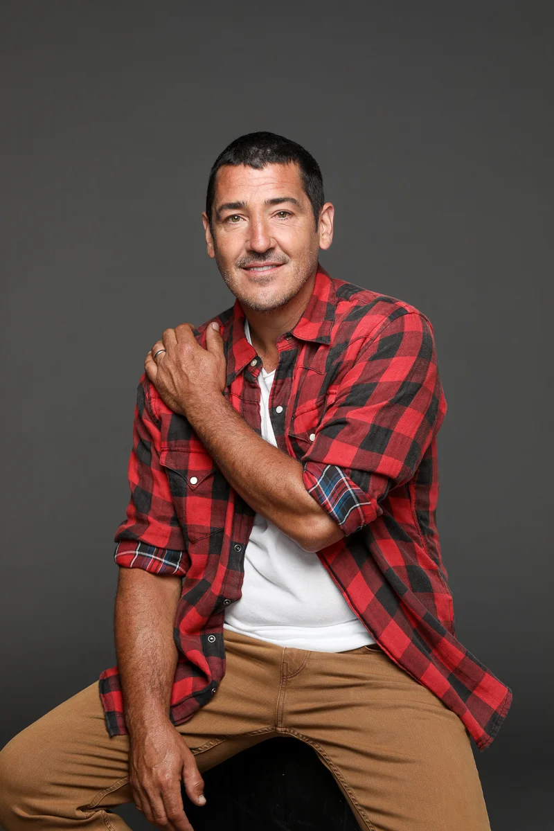 DianaLevine_JonathanKnight_350.jpg