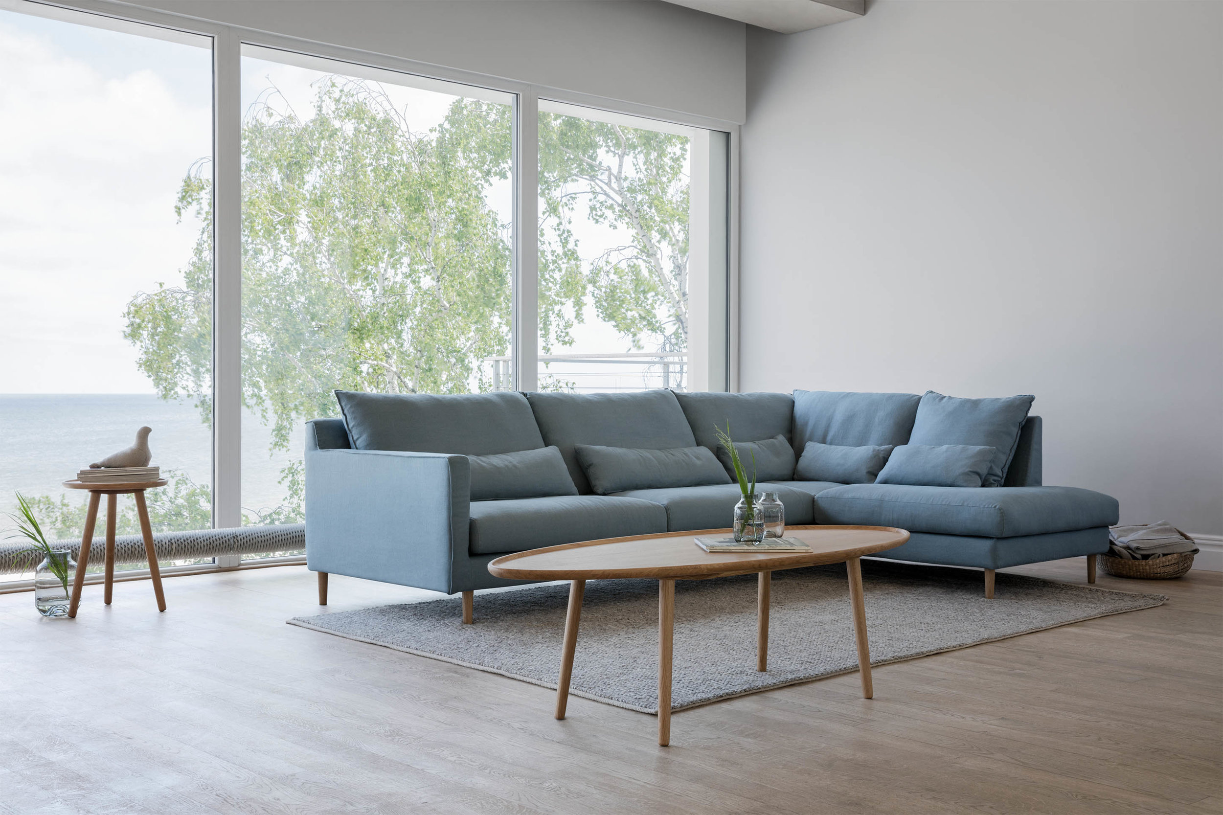 SALLY_arrangement_set2_big_cushions_linenP823_8_slate_7.jpg